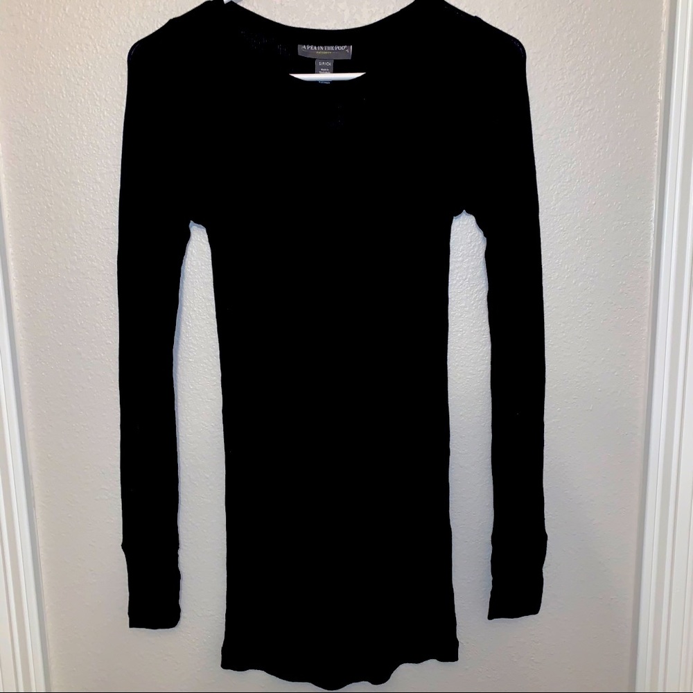 NWT A Pea In The Pod Maternity Shirt